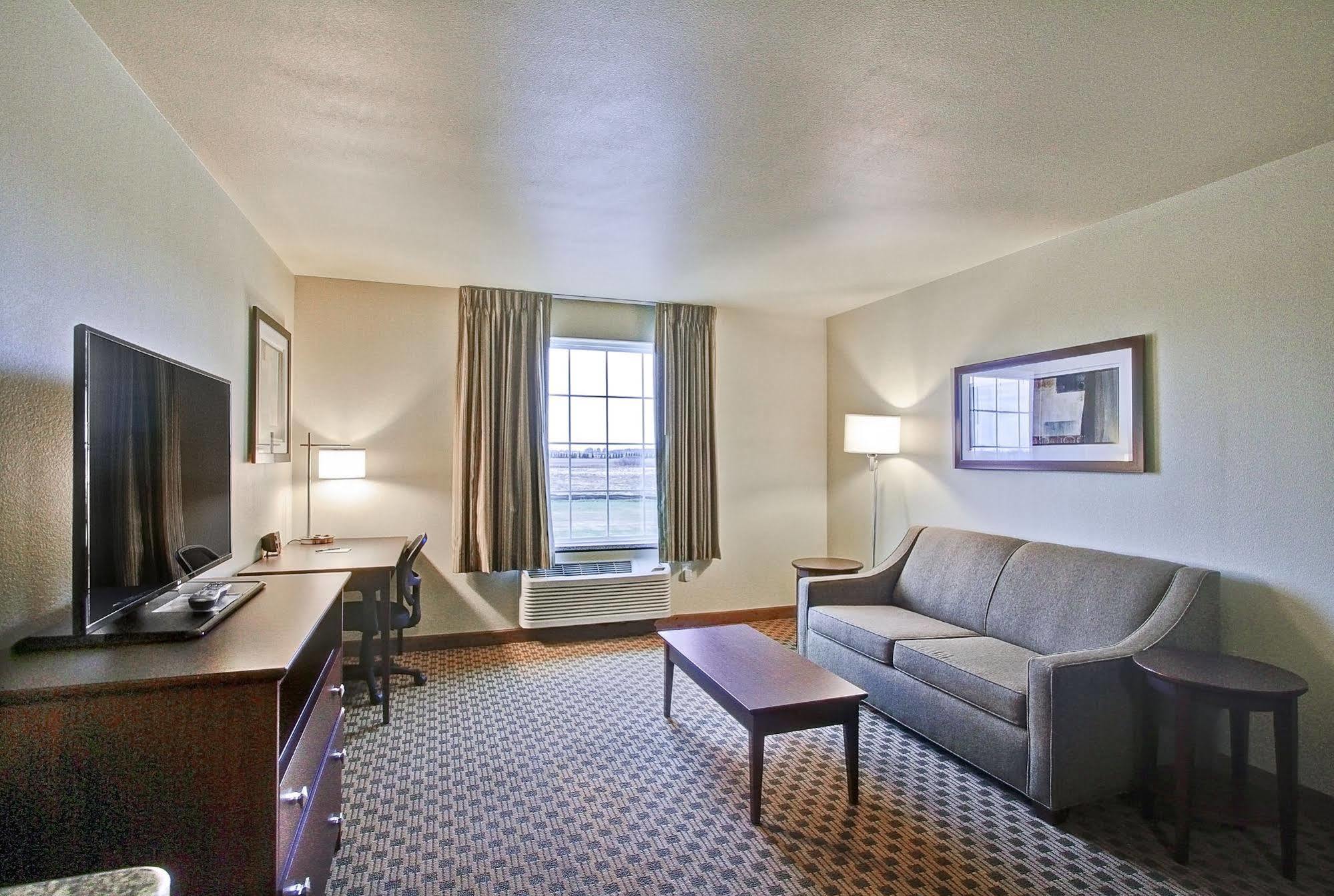 Cobblestone Hotel&Suites Pulaski/Green Bay Buitenkant foto